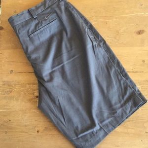 Men’s Nike golf shorts size 38